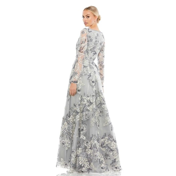 NWT Mac Duggal 11185 Floral Long Sleeve A-Line Gown Size 20 Platinum MSRP $798